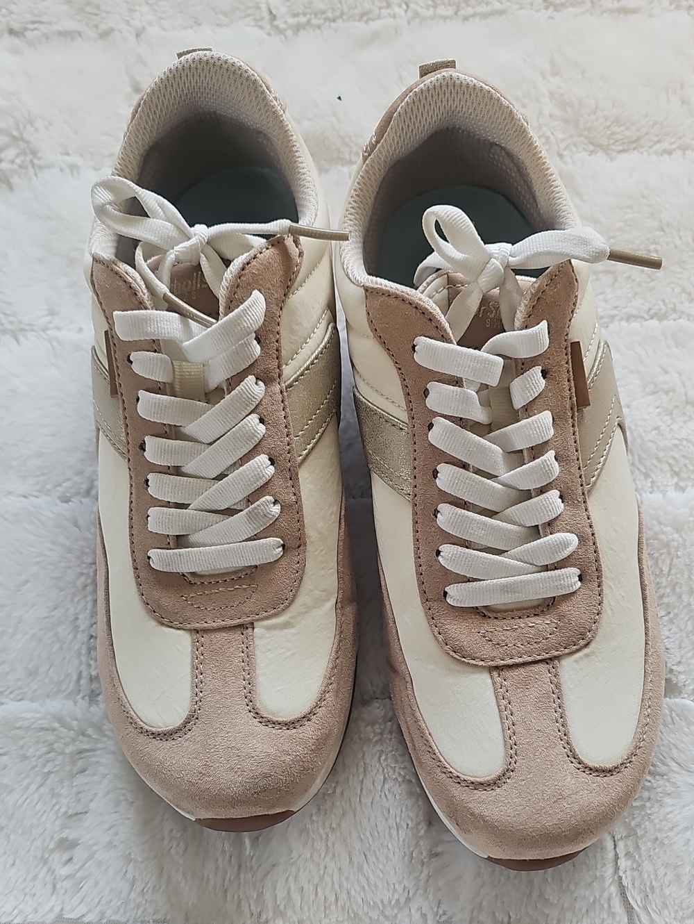 Dr. Scholl's Cream and Tan Women's Sneakers